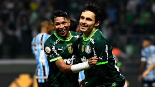 Palmeiras goleia o Grêmio