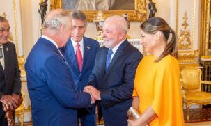 Rei Charles III e o presidente Luiz Inácio Lula da Silva (PT)