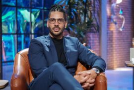O empresário santista Joel Jota foi anunciado como o mais novo jurado fixo do Shark Tank Brasil