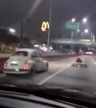 Kart transita por avenida de Santo André