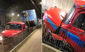 Segundo a prefeitura, o túnel ficou bloqueado após o acidente e a passagem foi liberada às 14h30.