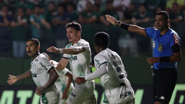 Palmeiras goleou o Goiás fora de casa