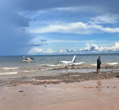 Um avião de pequeno porte precisou fazer um pouso forçado, na tarde desta segunda (1&ordm;), na Região Metropolitana de São Luís, no Maranhão.
