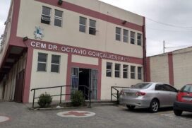 Prédio do Centro de Especialidades Municipal de Itapecerica da Serra