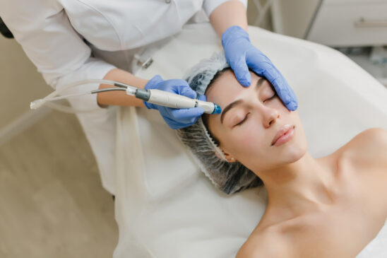 O skin care é uma tendência importada da Coréia do Sul e é extremamente recomendada entre os dermatologistas
