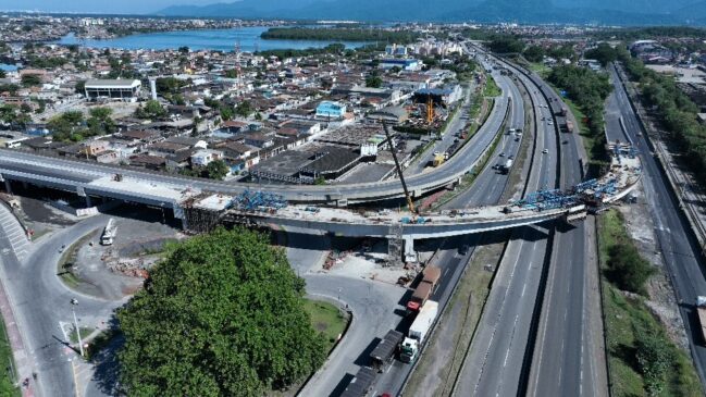 Na rodovia dos Imigrantes, entre o km 9,7 e o km 65, em ambas as direções, estão programadas as obras de manutenção de pavimento, passarelas, túneis, pontes e viadutos