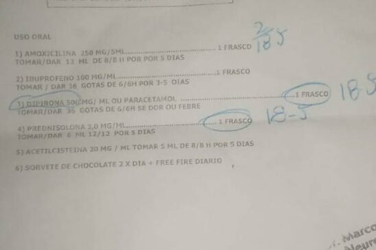 Receita médica com prescrição de sorvete e videogame Free Fire