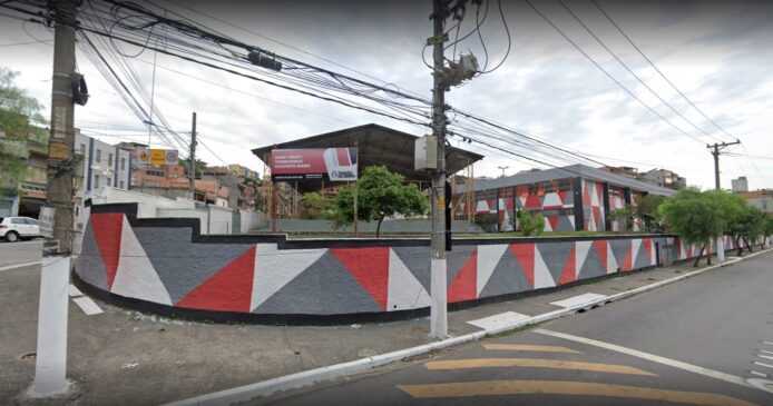 Duas escolas da Prefeitura de Taboão da Serra realizam matrículas para Educação de Jovens e Adultos