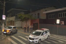 O motorista foi abordado em frente a uma pizzaria de Osasco