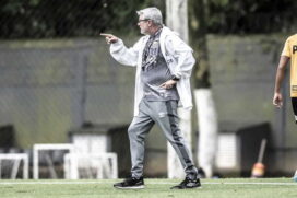 O presidente Andres Rueda e seus pares já estavam convictos sobre a demissão de Odair na noite de quarta (21), logo depois da derrota por 2 a 0 para o Corinthians.