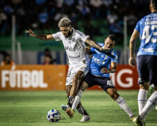 Sem acordo, Vasco vai à CBF cobrar R$ 7 milhões do Santos por Nathan
