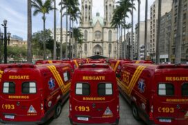 As novas viaturas são da marca Mercedes-Benz, modelo Sprinter Furgão 417
