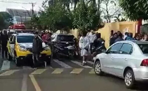 De acordo com a Casa de Custódia, o corpo foi removido para o IML (Instituto Médico Legal), para exames e confecção do laudo.