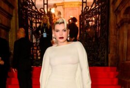 Duda Beat desfila no tapete vermelho do Prêmio da Música Brasileira