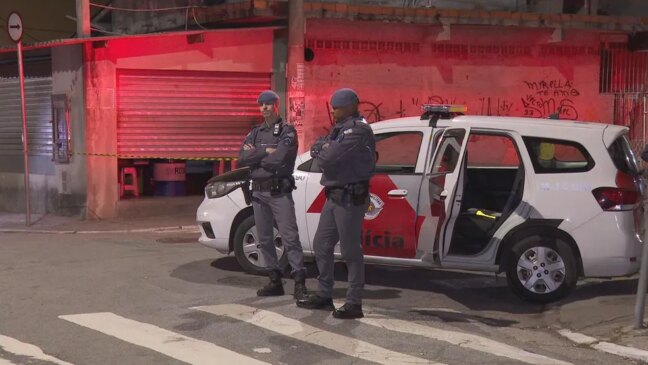 Homem atira em 6 pessoas dentro de bar e mata vigilante da rua na região do Campo Limpo