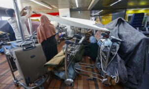 Afegãos acampados no Aeroporto de Guarulhos