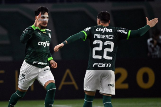 Palmeiras reage e vira sobre o Barcelona-EQU