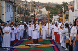 O Corpus Christi de Santana de Parnaíba é uma das maiores manifestações religiosas do Estado de São Paulo e que atrai, a cada ano, milhares de visitantes a cidade