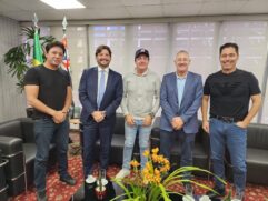 Prefeito Elzo em reunião com o presidente da Alesp