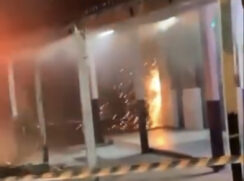 Incêndio atingiu uma loja no litoral paulista