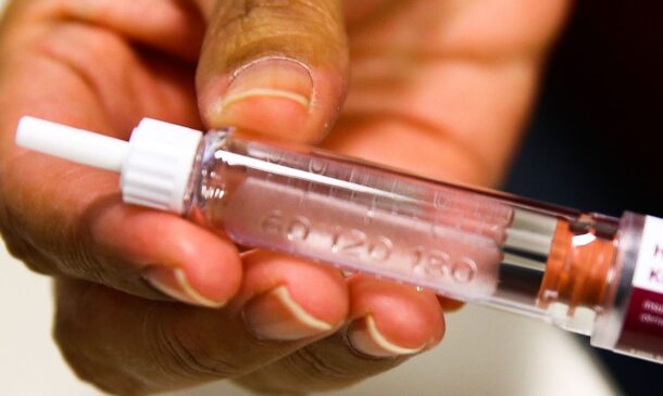 A compra do medicamento ocorreu após cinco meses de negociação