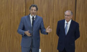 Valores foram anunciados pelo vice-presidente da República e ministro do Desenvolvimento, Indústria, Comércio e Serviços, Geraldo Alckmin (esq), e o ministro da Fazenda, Fernando Haddad