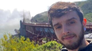 Matheus Martines Gaidos tinha 27 anos e trabalhava como entregador de flores. Ele estava nos EUA há cinco anos, mas voltaria ao Brasil daqui a dois meses.