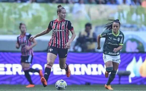 Tricolor vai encarar a Ferroviária, de Araraquara, que eliminou o Internacional nas quartas de final.