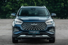 O motor-base das duas versões do Tiggo 5X é o 1.5 Turbo Flex de 150 cavalos de potência e 21,4 kgfm de torque, acoplado ao câmbio tipo CVT com 9 marchas simuladas