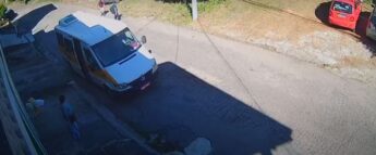 Van cai em ribanceira em Várzea Paulista