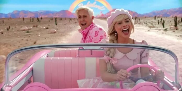 Margot Robbie e Margot Robbie em cena de 'Barbie'