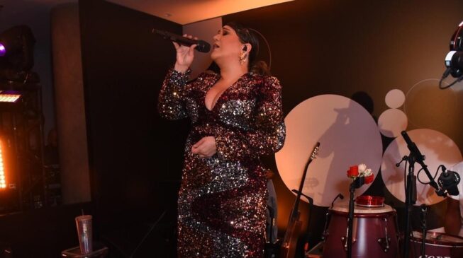 Maria Rita foi uma das estrelas da festa, com um pocket show na programação