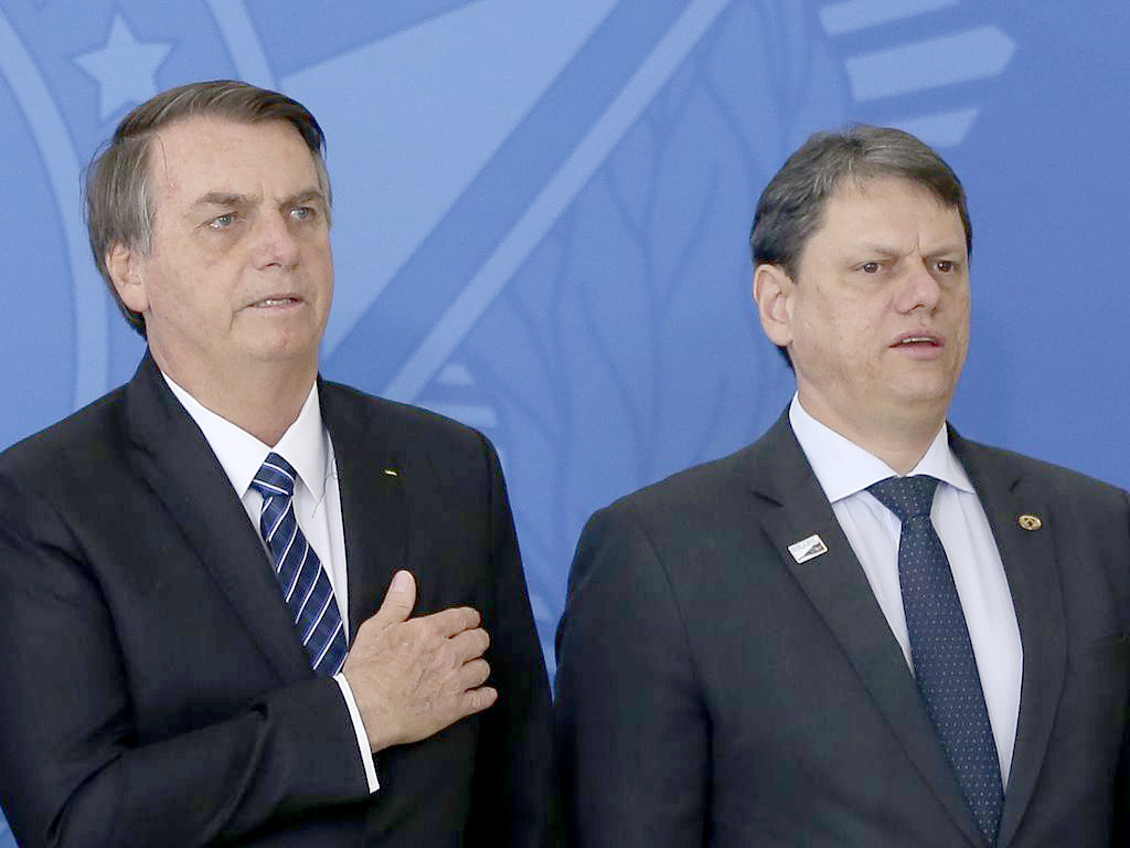 Bolsonaro e Tarcísio de Freitas