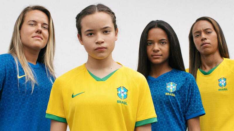 A camisa da seleção brasileira feminina não terá referências às cinco estrelas utilizadas pela equipe masculina durante a Copa do Mundo Feminina.