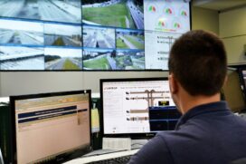 O monitoramento das rodovias paulistas é feito 24 horas por dia, 7 dias da semana, por colaboradores da Artesp que trabalham no CCI