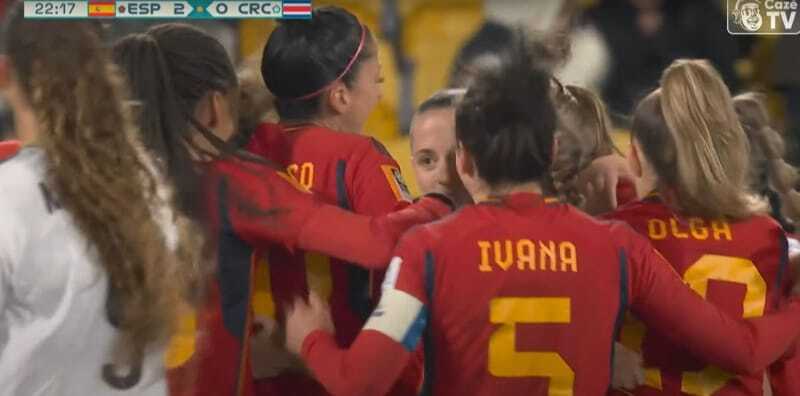 Após enfrentar boicote de algumas jogadoras, a Espanha estreou na Copa do Mundo feminina com uma vitória tranquila sobre a Costa Rica, nesta sexta-feira (21)