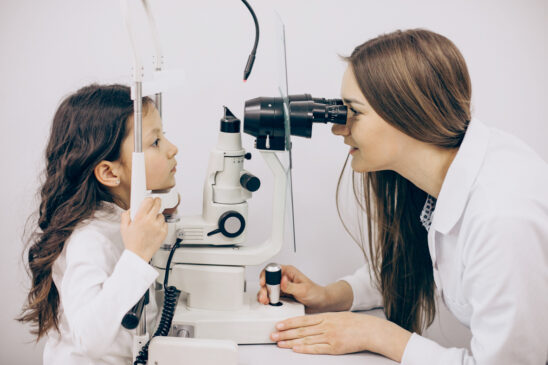 Oftalmologista explica à Gazeta que doenças oculares comuns na infância como miopia, estrabismo, podem ser tratadas com sucesso quando diagnosticadas precocemente