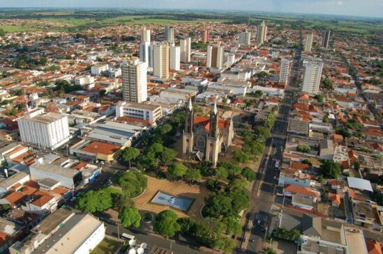 Guaratinguetá é a primeira da lista e a única do Estado de SP entre as cidades mais baratas para se viver