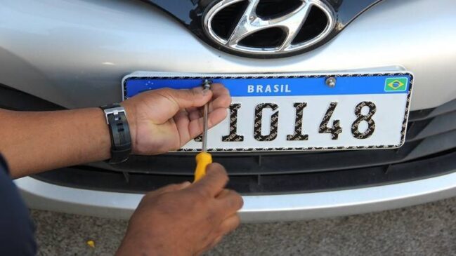 Placa do Mercosul começou a ser adotada no Brasil em 2018