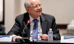 O diplomata foi negociador da dívida externa brasileira e ocupou uma série de cargos no governo