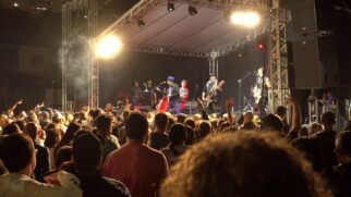 Taboão Rock Festival levou mutidão ao estacionamento do Parque das Hortênsias