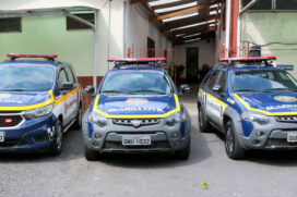 Carros da Guarda Civil Municipal de Itapecerica da Serra; seis GCMs da corporação são suspeitos de tortura na Grande SP