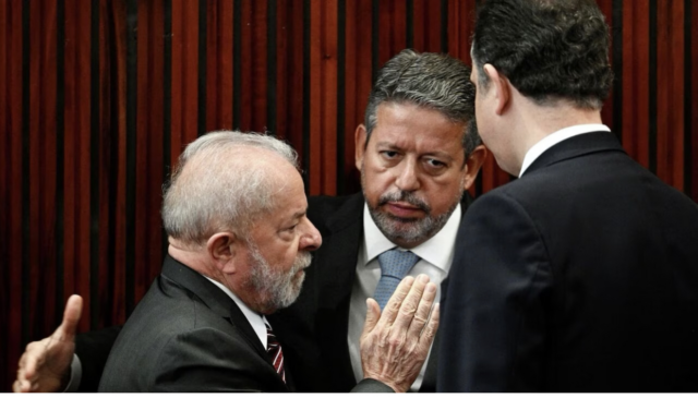 É agora ou nunca, afirmam deputados do Centrão sobre a minirreforma ministerial