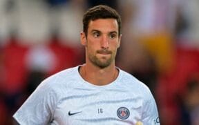 Um relatório divulgado no dia 28 de junho diz que não é possível afirmar se o goleiro realmente estava em um cavalo quando sofreu o acidente. As testemunhas chegaram ao local quando ele já estava caído no chão