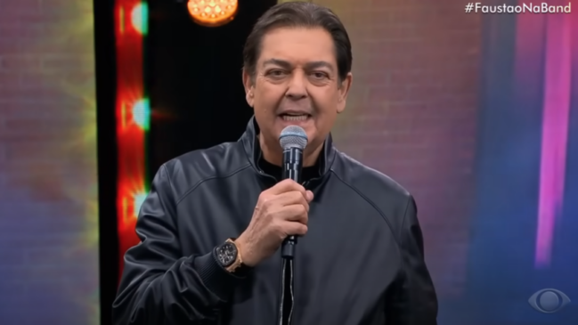 Faustão volta ao hospital e passa por transplante de rim