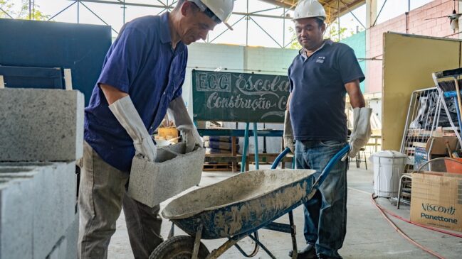 Escola de Construção Civil está com matrículas abertas para quatro cursos profissionalizantes