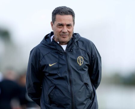 Vanderlei Luxemburgo, treinador do Corinthians