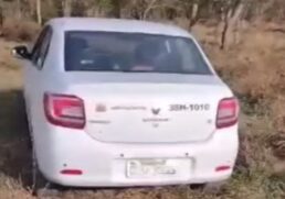 Os assaltantes levaram apenas o estepe do carro.