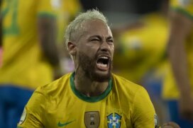 O médico da seleção brasileira, Rodrigo Lasmar, disse nesta terça-feira (19) que Neymar está fora da Copa América 2024