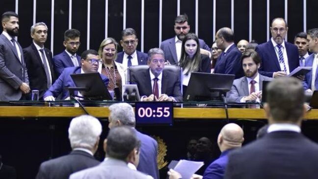 Oposição e situação paulistas votaram sim pelo novo arcabouco